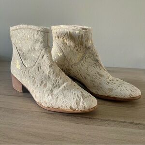 Coconuts by Matisse | The Slow Down Cow Hair Western Bootie